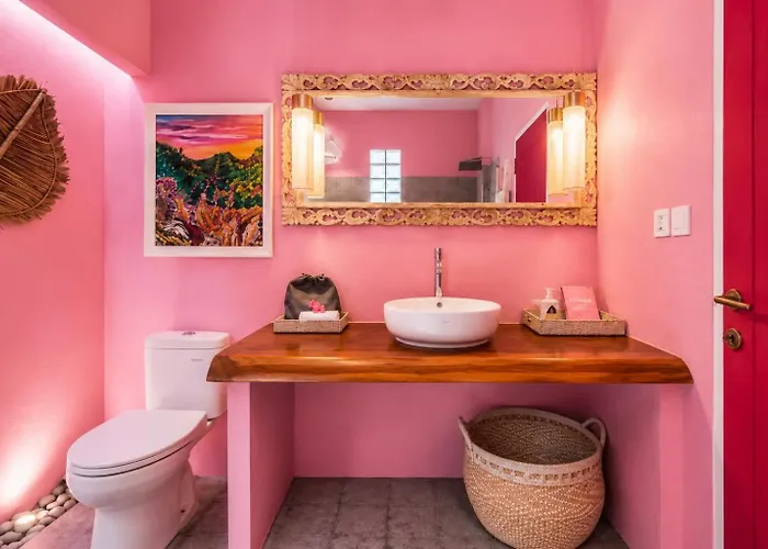 Pinkprivate Balangan - For Cool Adults Only Alojamento de Acomodação e Pequeno-almoço